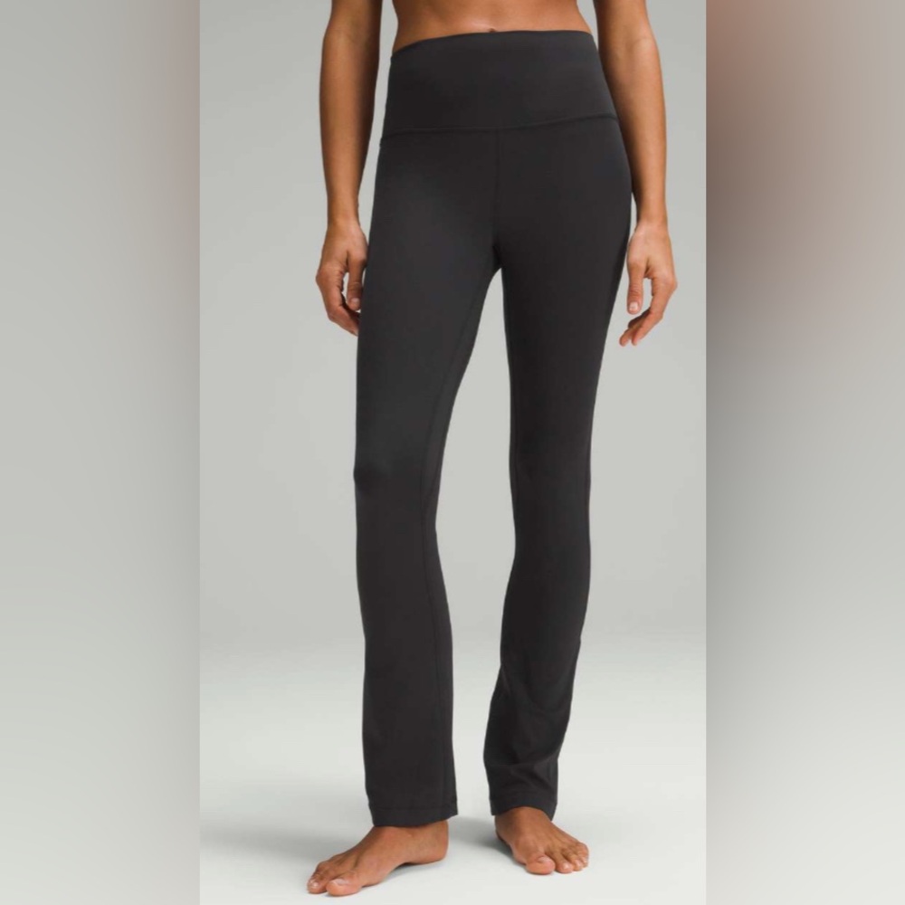Lululemon Align Mini-Flared $118 Pant 28" High rise  
Black size 4